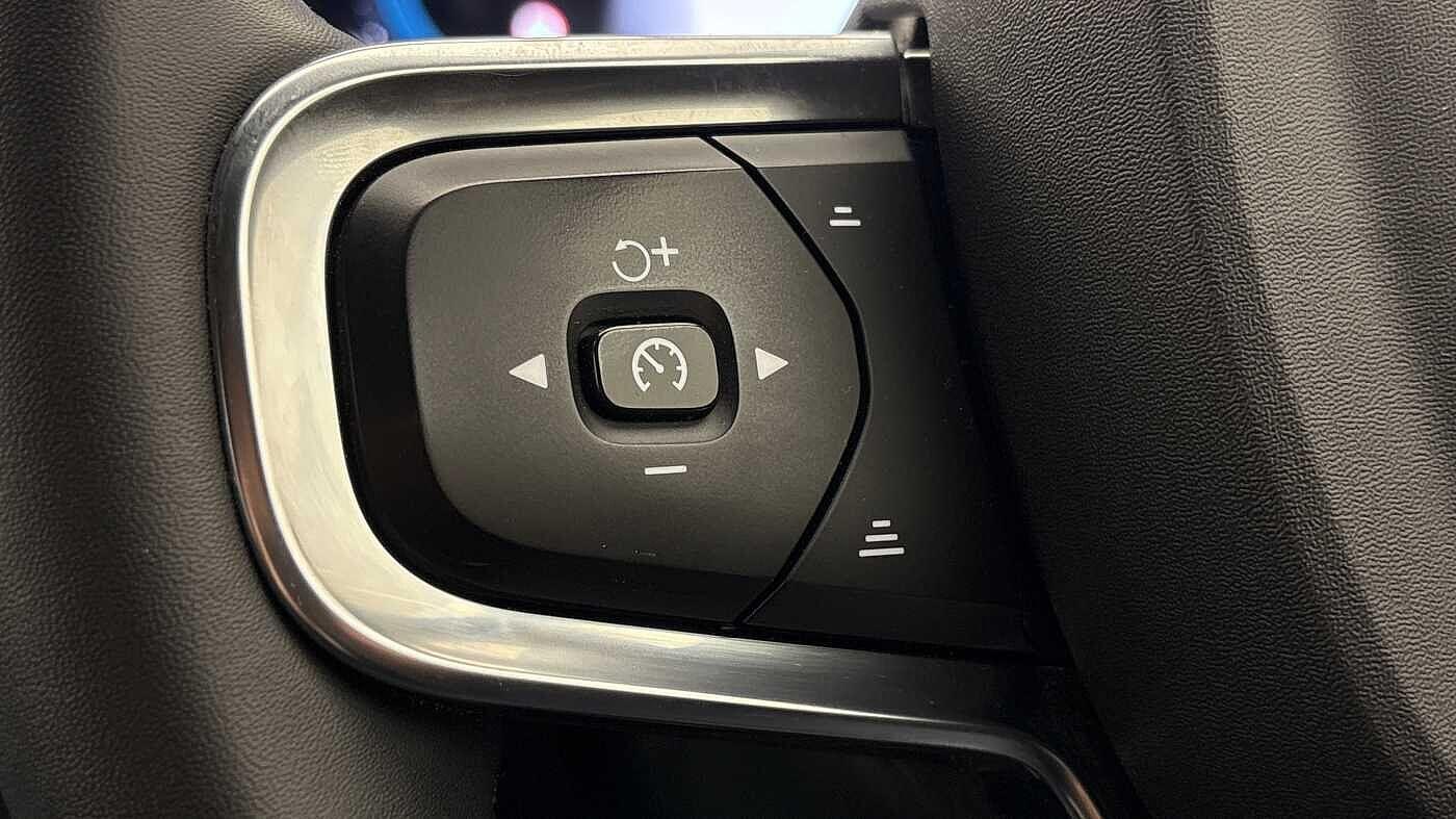 Used Volvo XC40 2022 for sale - 76597403: Photo 30