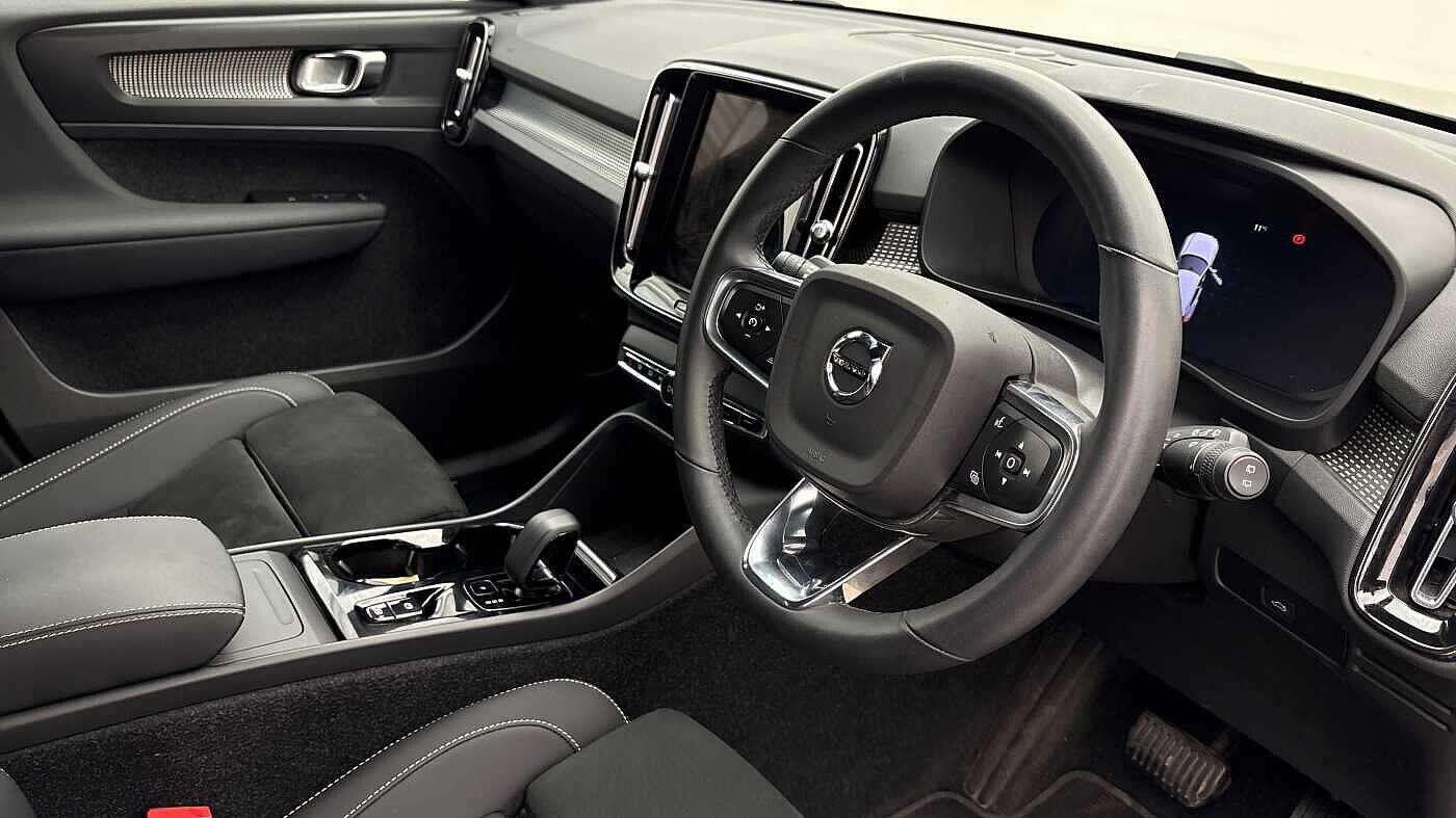 Used Volvo XC40 2022 for sale - 76597403: Photo 9