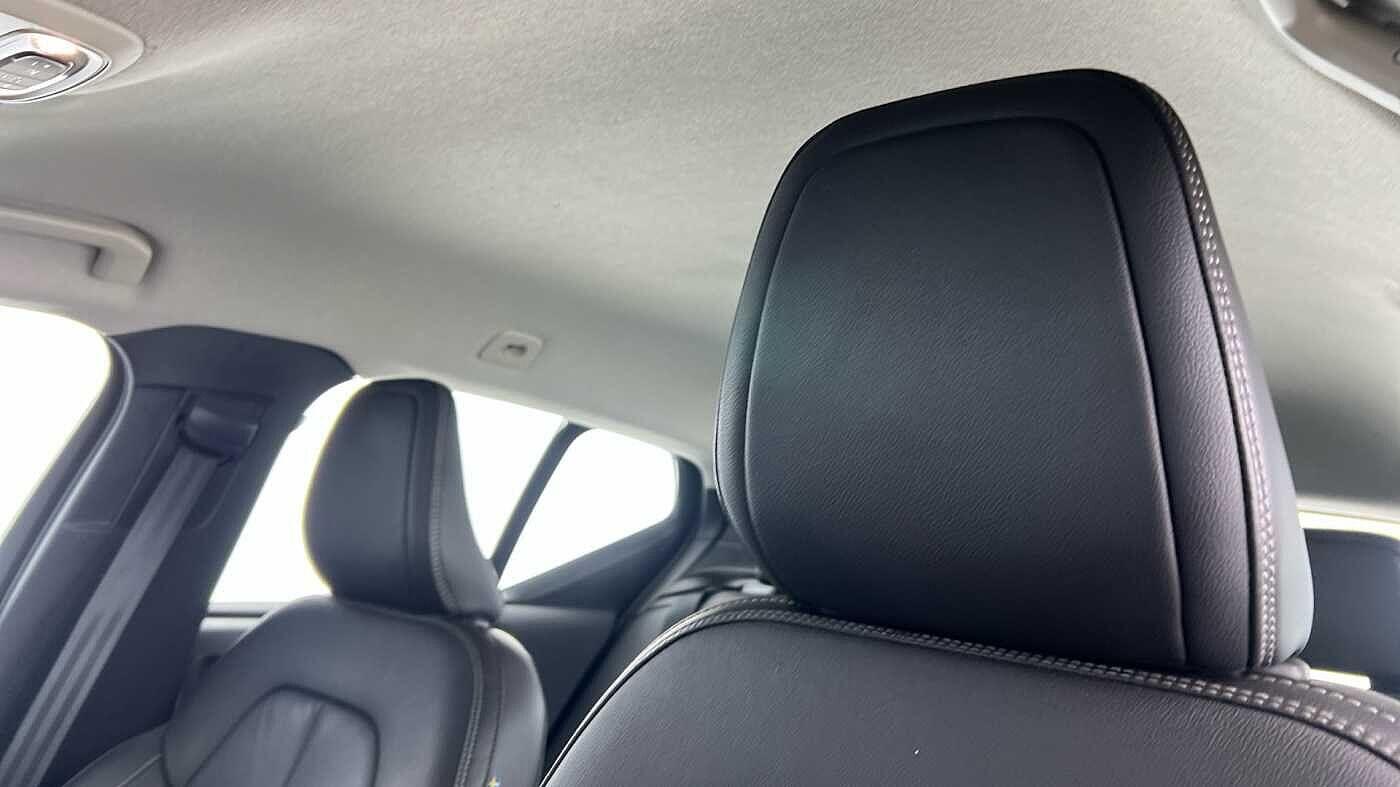 Used Volvo XC40 2021 for sale - 76433094: Photo 11