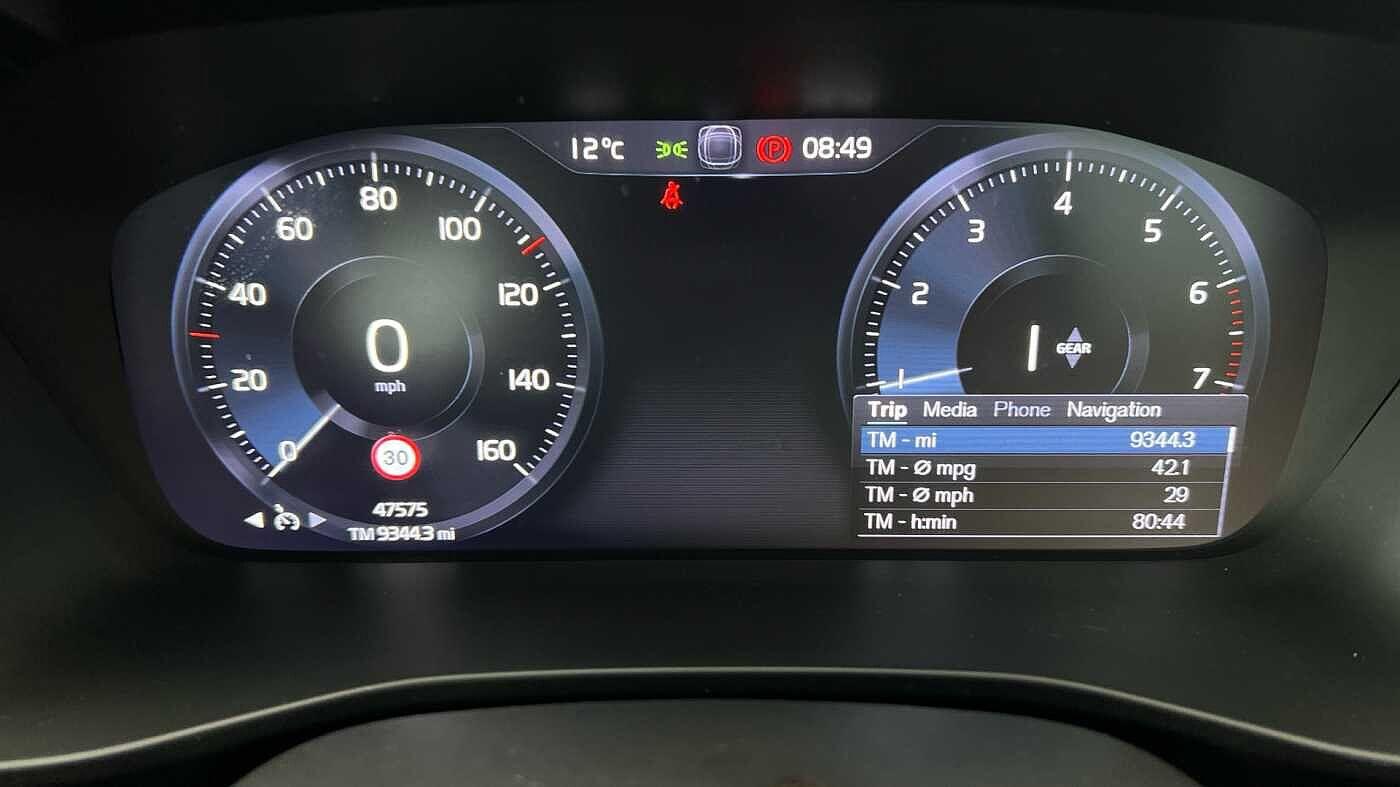 Used Volvo XC40 2021 for sale - 76433094: Photo 9