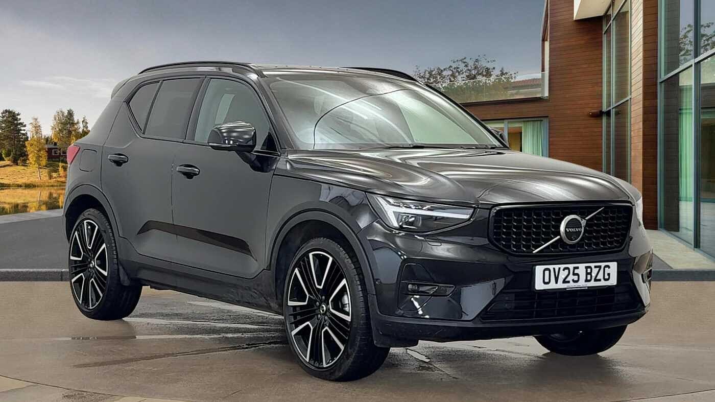 Used Volvo XC40 2025 for sale - 76735445: Photo 1