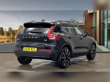 Used Volvo XC40 2025 for sale - 76735445: Photo