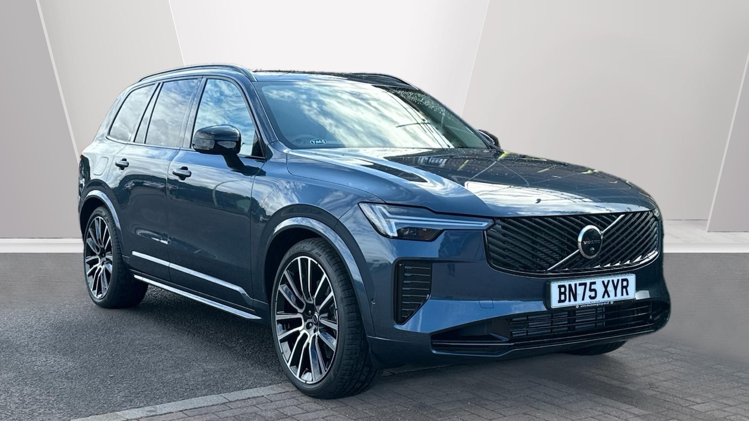 Used Volvo XC90 2025 for sale - 76307236: Photo 1