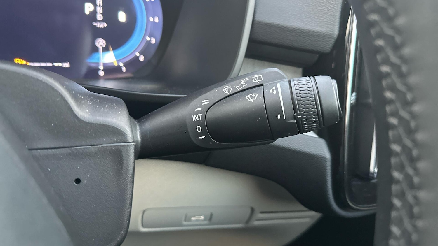 Used Volvo XC40 2025 for sale - 76408591: Photo 21