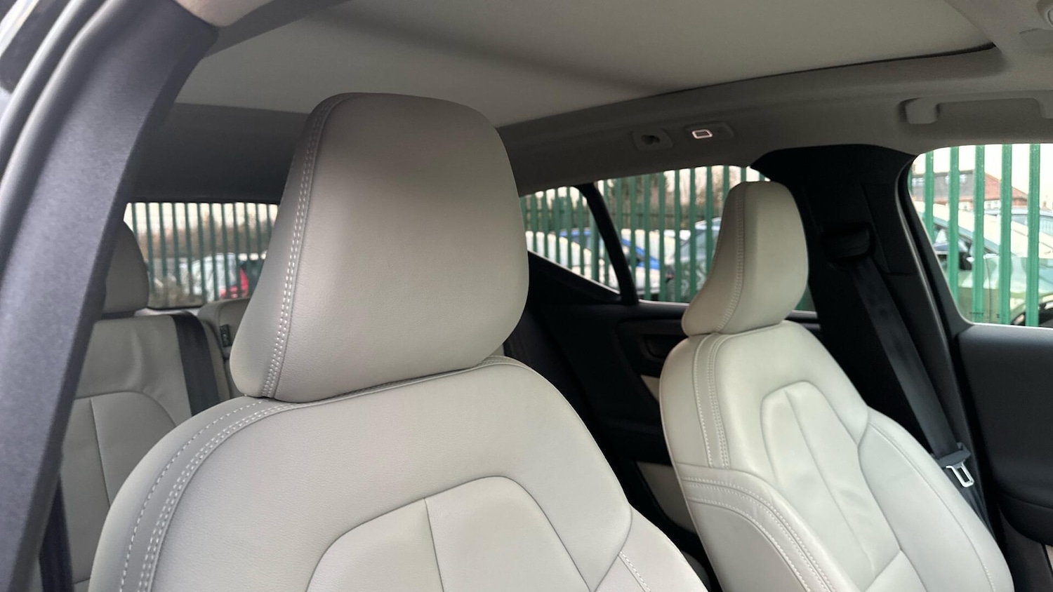 Used Volvo XC40 2025 for sale - 76408591: Photo 29