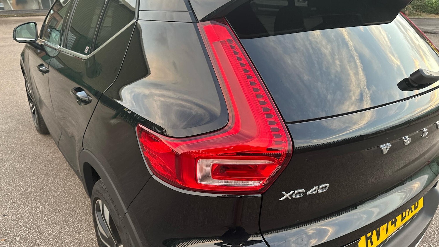 Used Volvo XC40 2025 for sale - 76408591: Photo 35