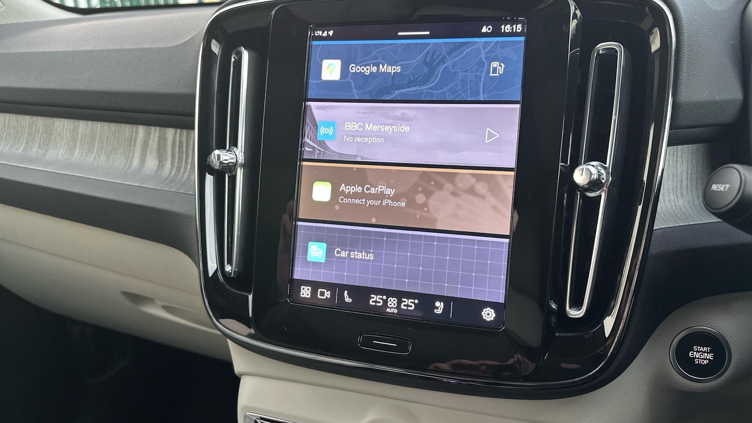 Used Volvo XC40 2025 for sale - 76408591: Photo 48