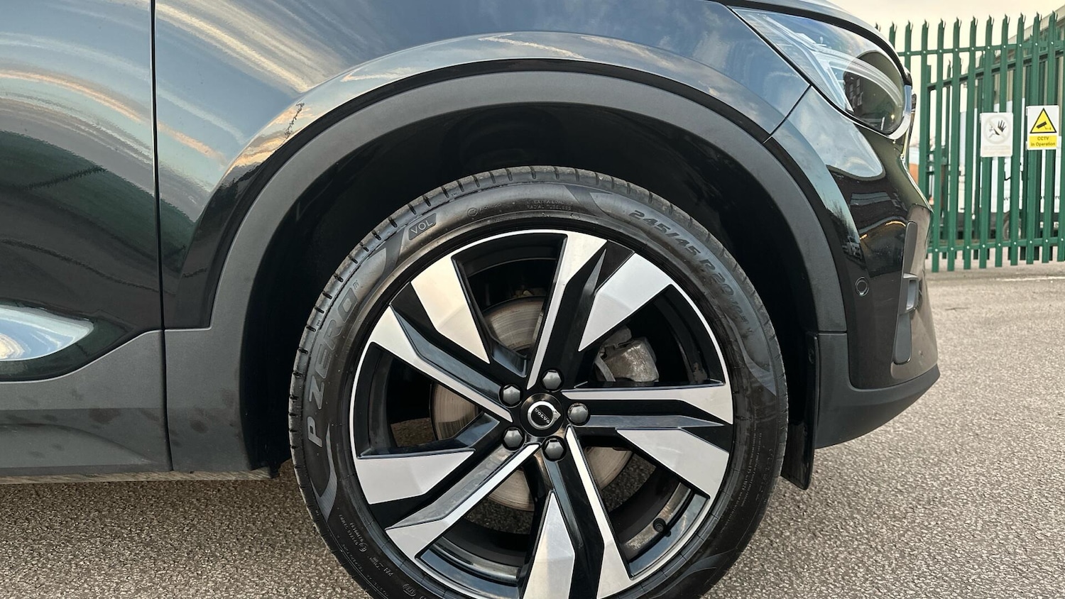 Used Volvo XC40 2025 for sale - 76408591: Photo 9