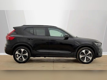 Used Volvo XC40 2025 for sale - 78947431: Photo
