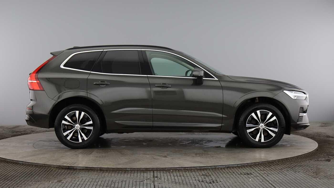 Used Volvo XC60 2021 for sale - 76824283: Photo 2