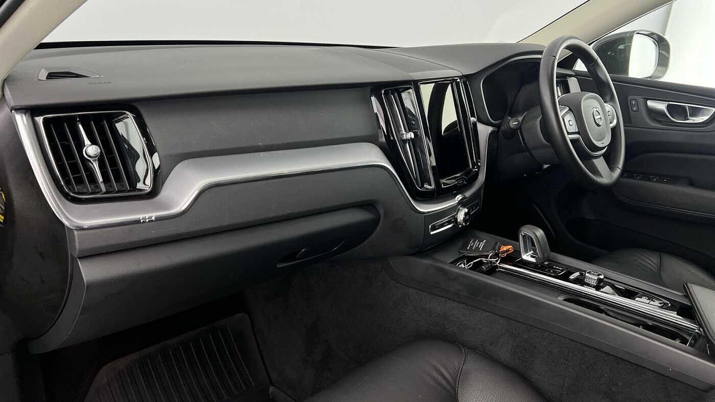 Used Volvo XC60 2021 for sale - 76824283: Photo 6