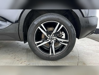 Used Volvo XC40 2022 for sale - 76701788: Photo