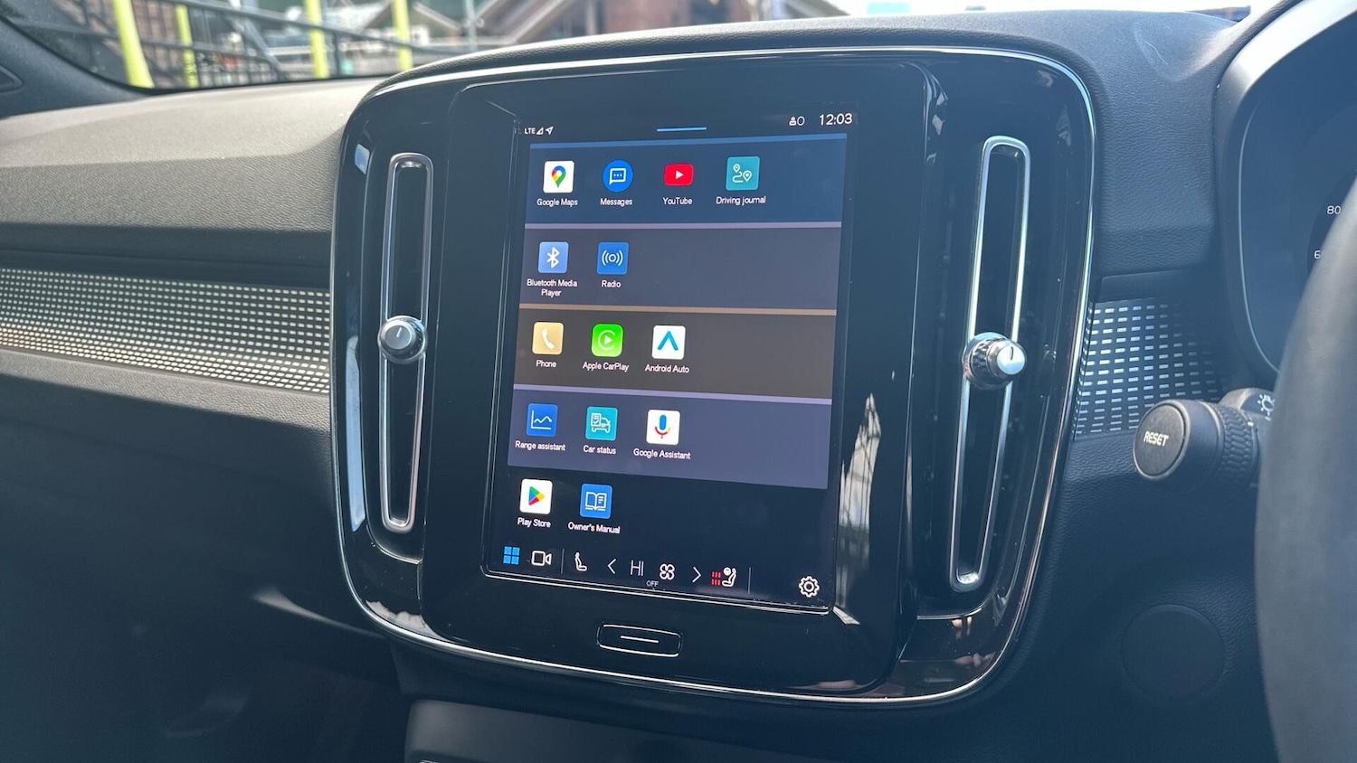 Used Volvo XC40 2021 for sale - 76306219: Photo 12