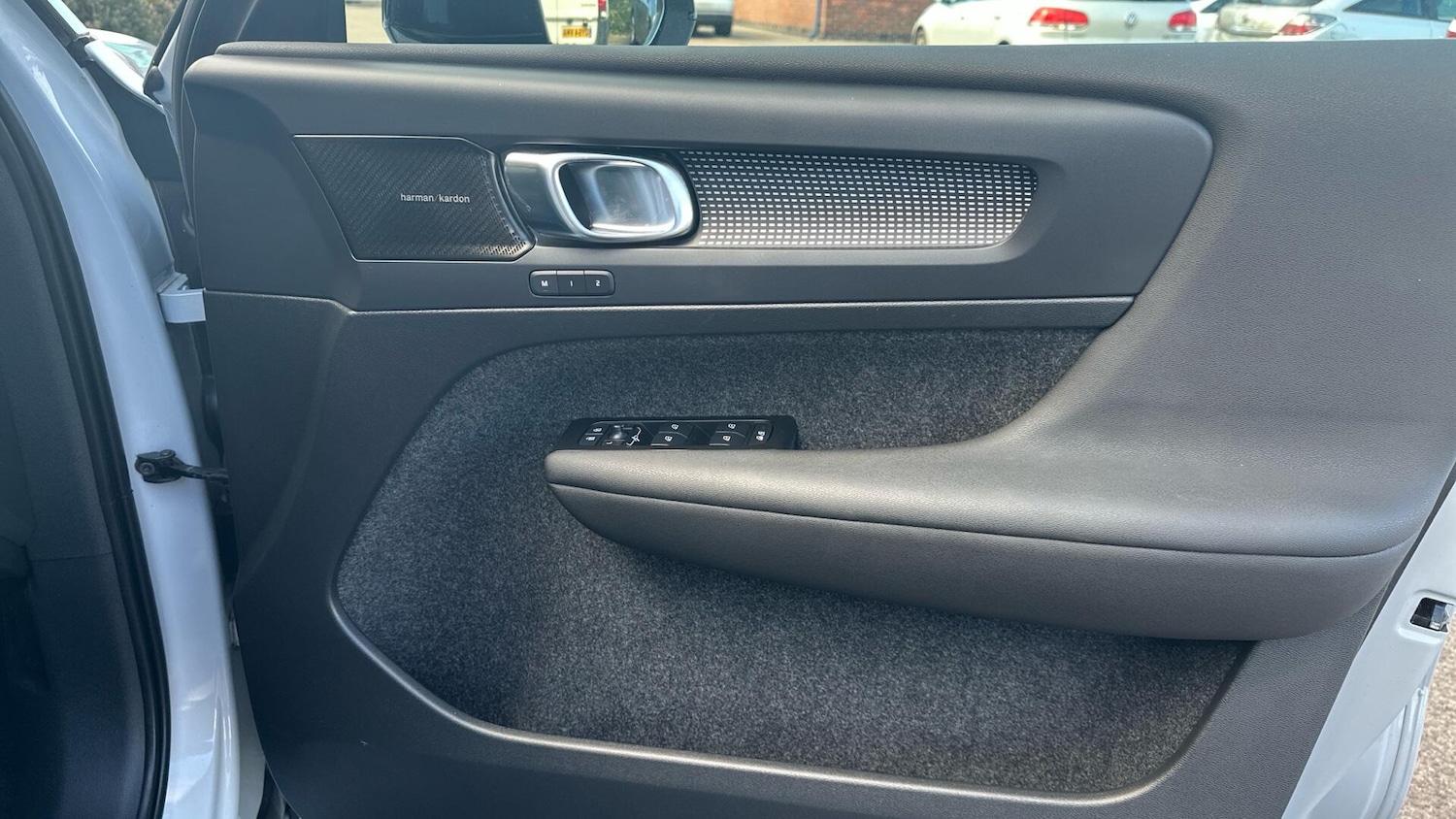 Used Volvo XC40 2021 for sale - 76306219: Photo 27