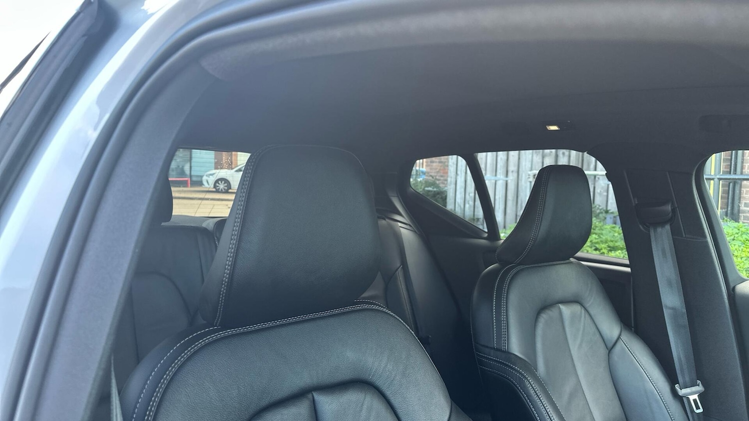 Used Volvo XC40 2021 for sale - 76306219: Photo 29