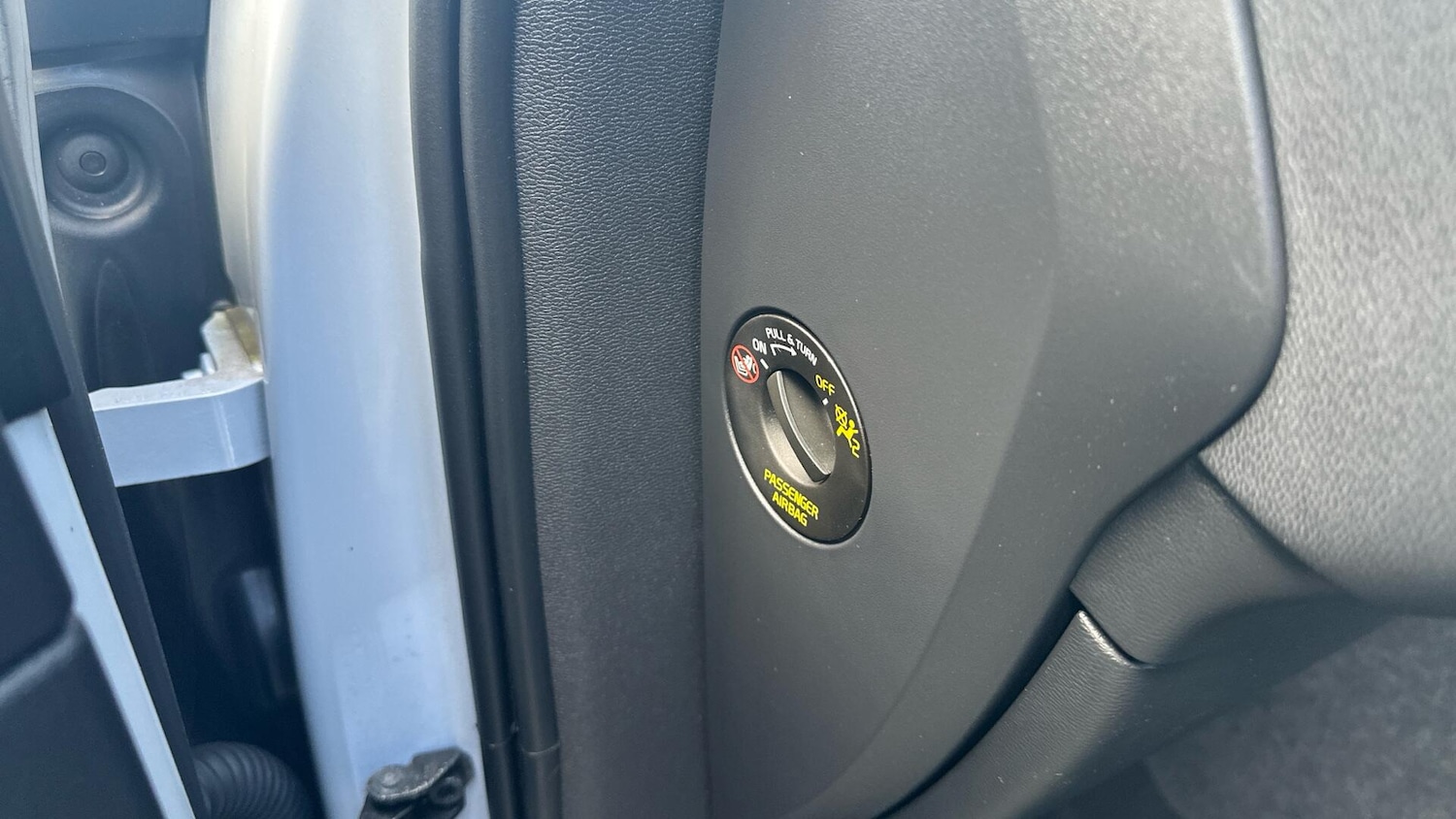 Used Volvo XC40 2021 for sale - 76306219: Photo 43