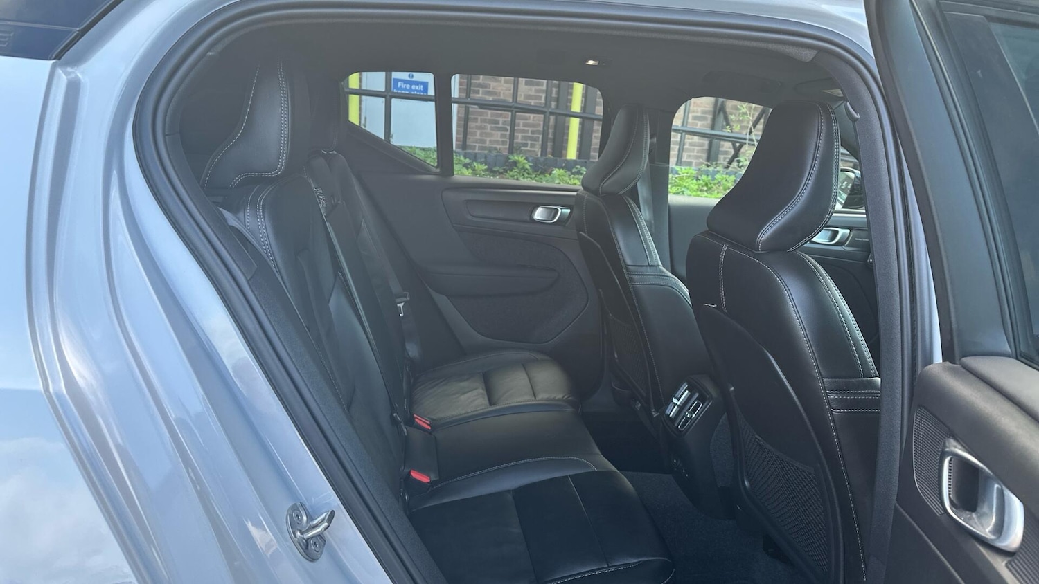 Used Volvo XC40 2021 for sale - 76306219: Photo 6