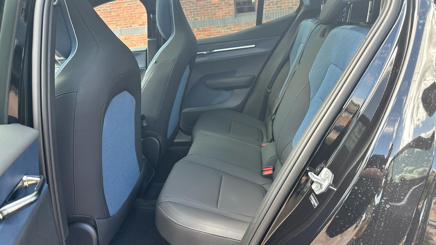 Used Volvo EX30 for sale - 77670645: Photo 33