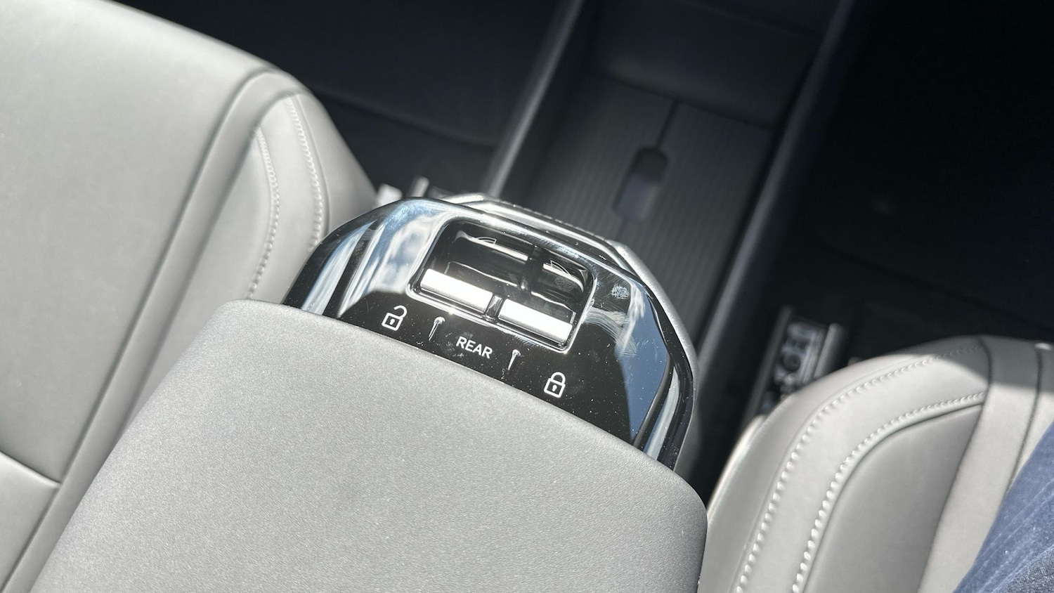 Used Volvo EX30 2025 for sale - 76522526: Photo 23