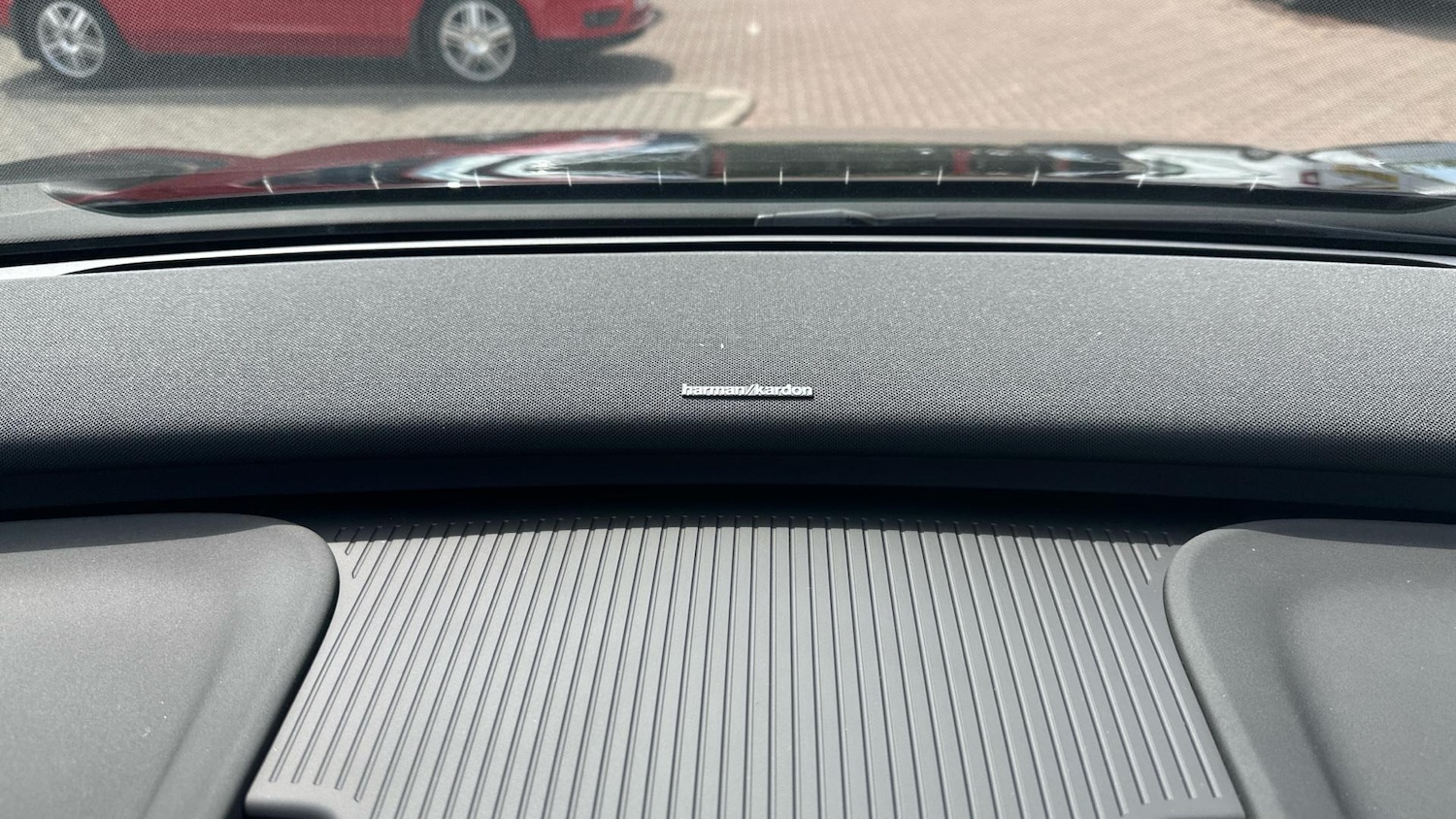 Used Volvo EX30 2025 for sale - 76522526: Photo 24