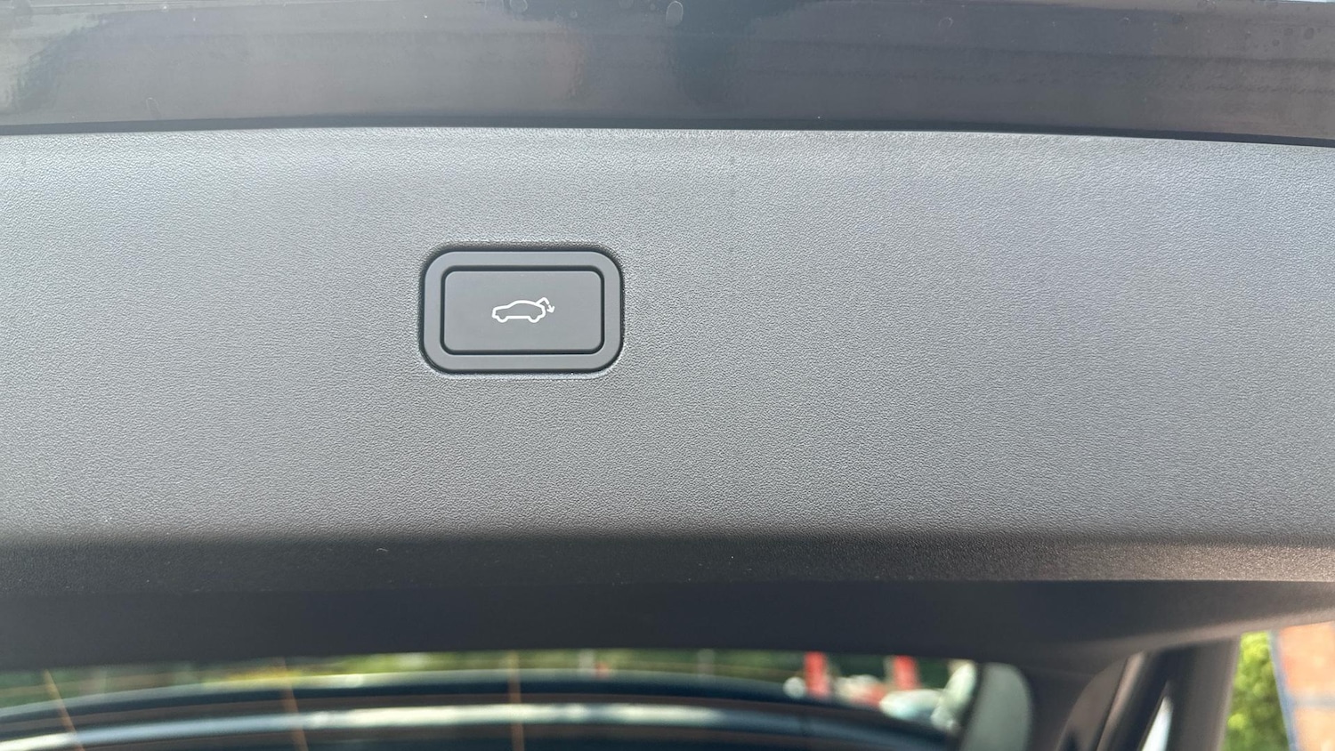 Used Volvo EX30 2025 for sale - 76522526: Photo 34