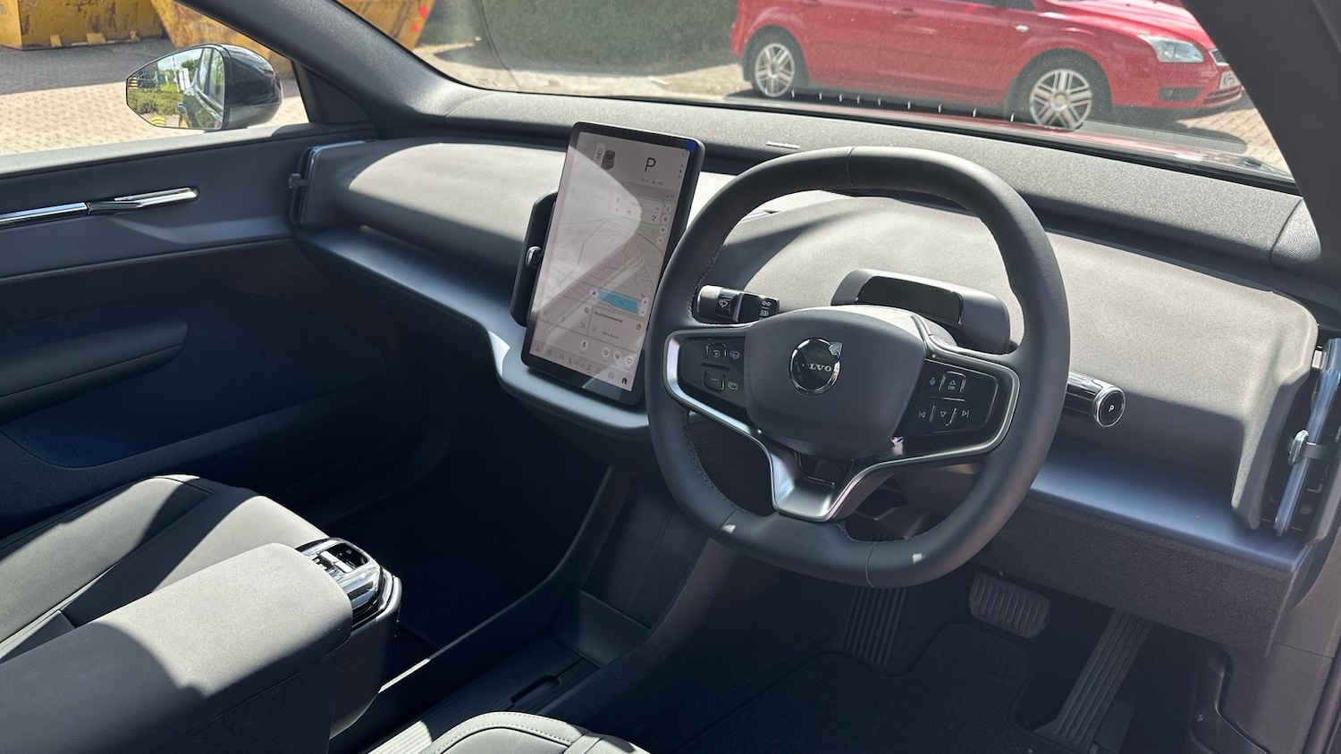 Used Volvo EX30 2025 for sale - 76522526: Photo 4