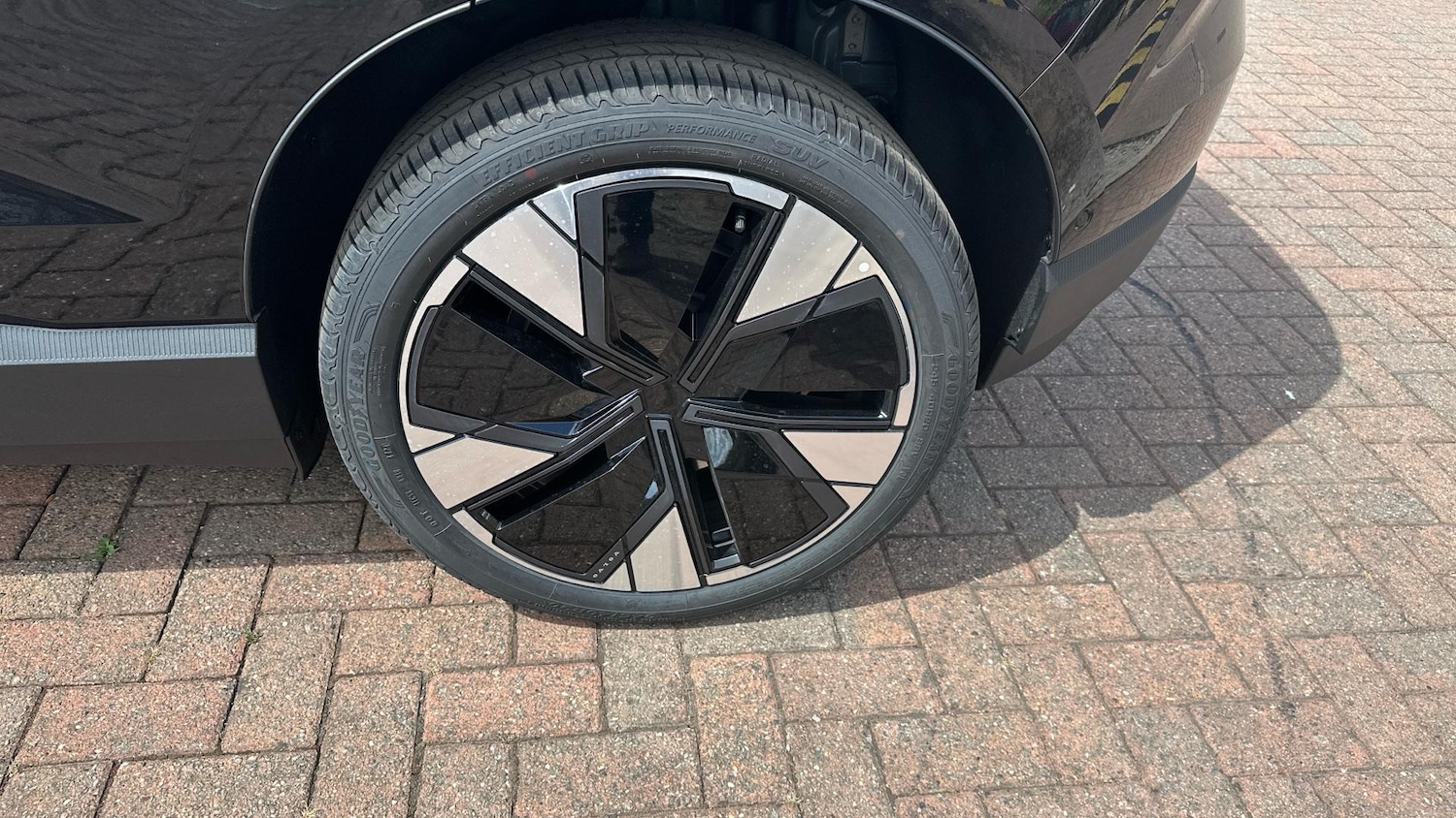 Used Volvo EX30 2025 for sale - 76522526: Photo 46