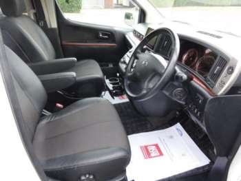 Used Nissan Elgrand 2006 for sale - 75334674: Photo
