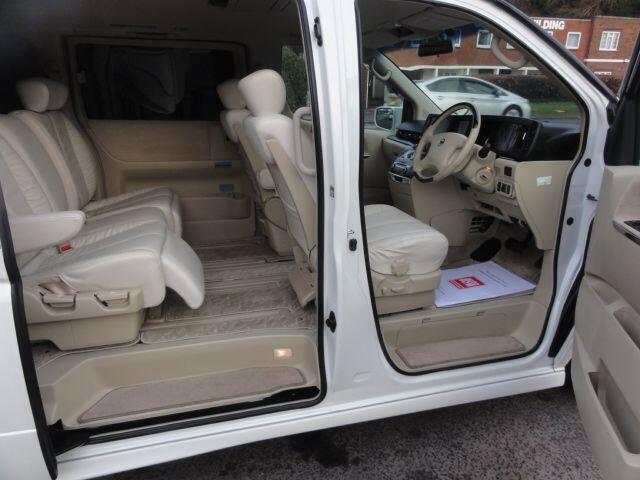 Used Nissan Elgrand 2008 for sale - 77120288: Photo 5