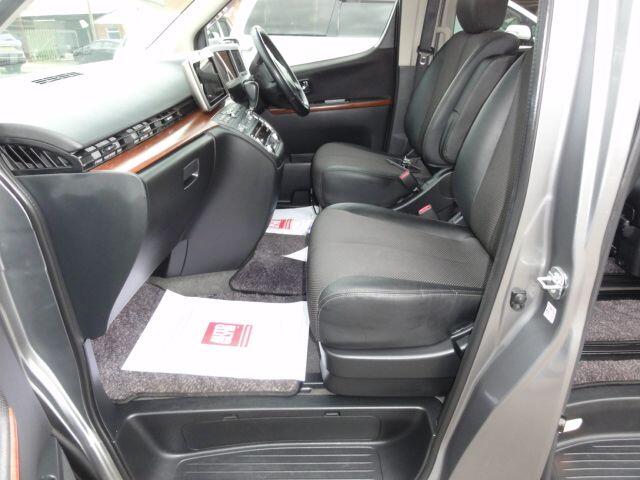 Used Nissan Elgrand 2021 for sale - 77683318: Photo 15