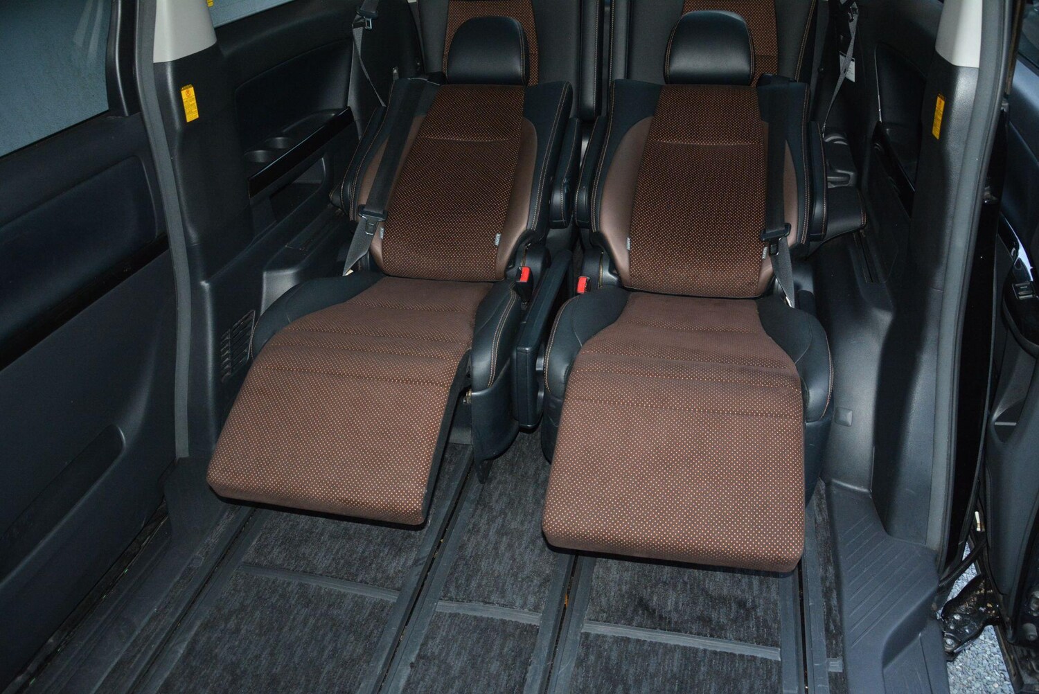 Used Toyota Alphard 2014 for sale - 76151911: Photo 21