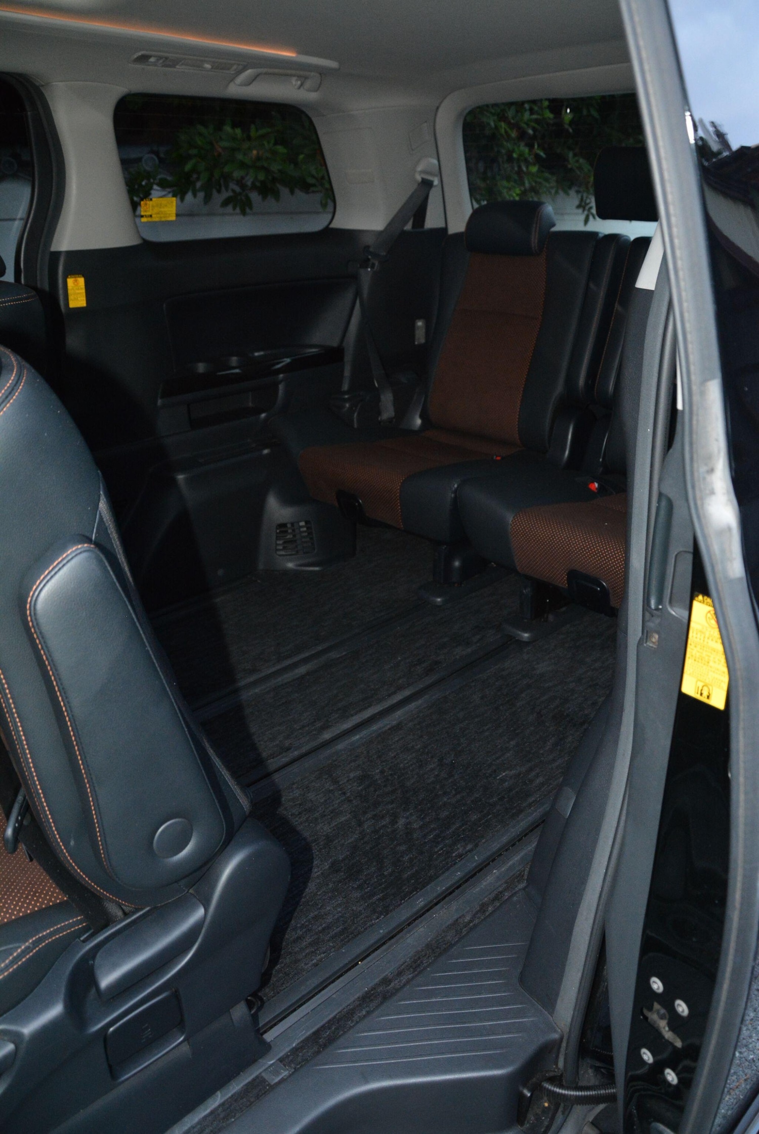 Used Toyota Alphard 2014 for sale - 76151911: Photo 29