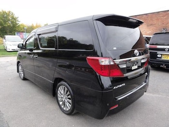 Used Toyota Alphard for sale - 76151911: Photo 2