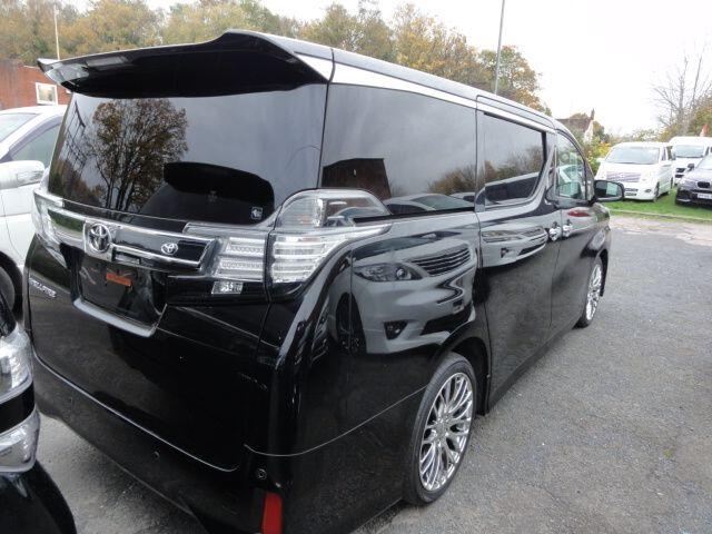 Used Toyota Vellfire for sale - 76473854: Photo 11