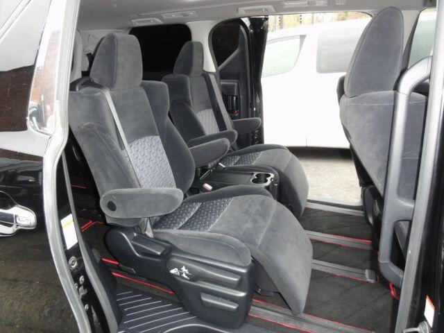 Used Toyota Vellfire for sale - 76473854: Photo 4