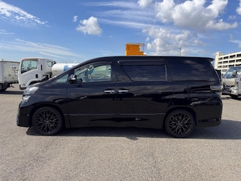 Used Toyota Vellfire 2008 for sale - 77559330: Photo