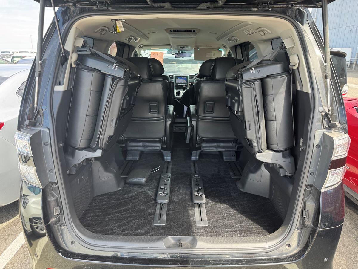 Used Toyota Vellfire for sale - 77559330: Photo 8