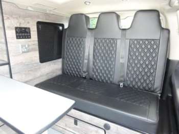 Used Nissan Elgrand 2010 for sale - 75174446: Photo