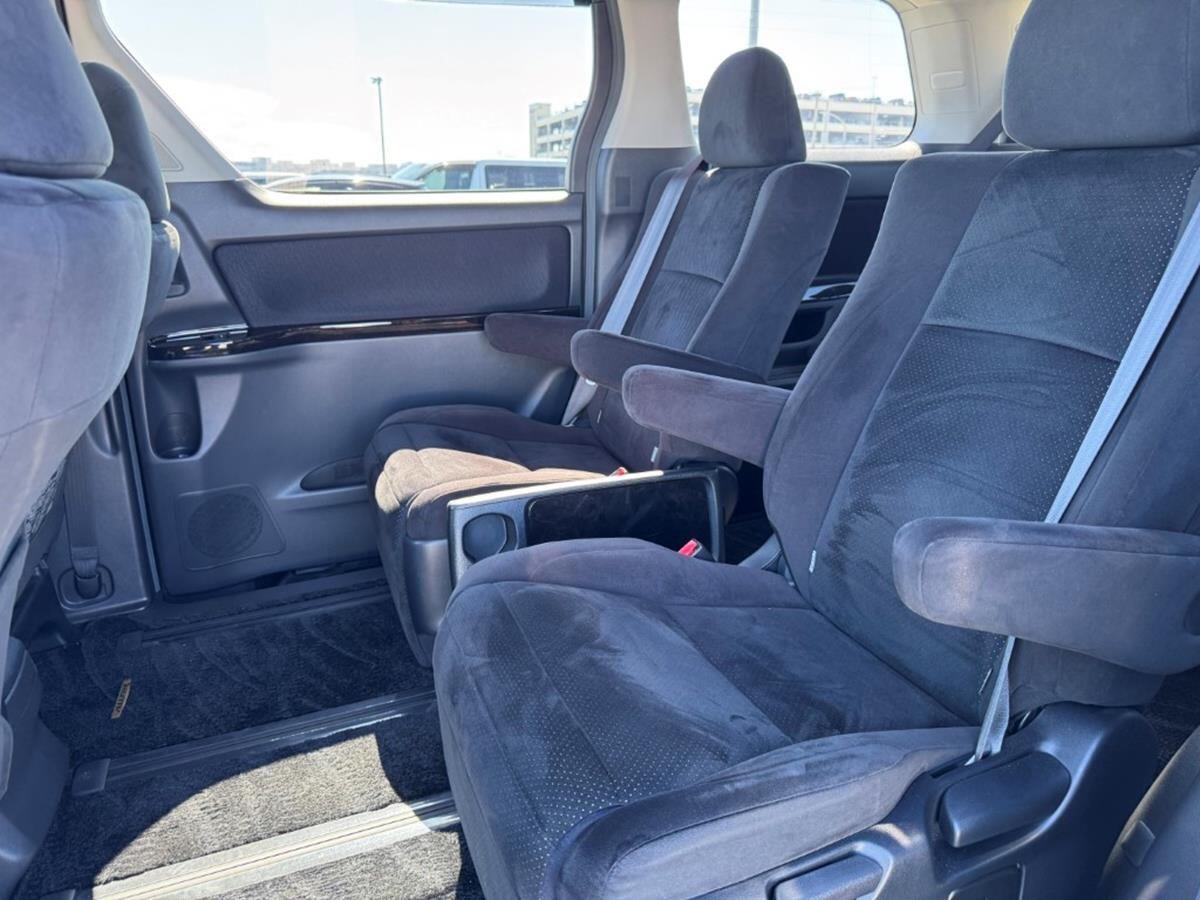 Used Toyota Vellfire 2011 for sale - 76823578: Photo 14