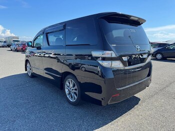 Used Toyota Vellfire 2011 for sale - 76823578: Photo