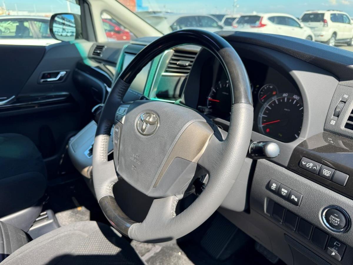 Used Toyota Vellfire 2011 for sale - 76823578: Photo 6