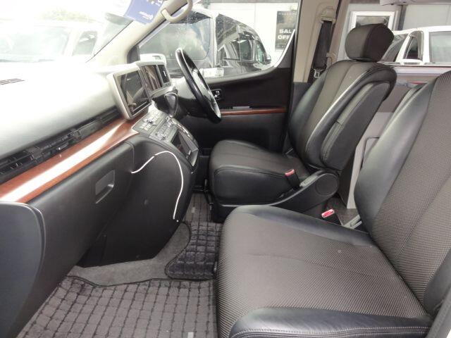 Used Nissan Elgrand 2006 for sale - 76094507: Photo 13