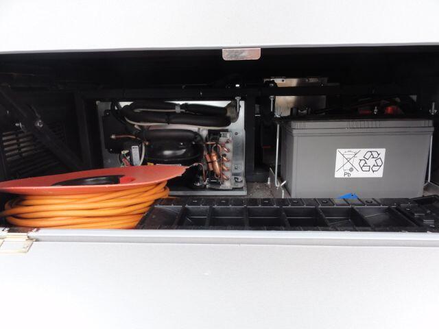 Used Nissan Elgrand 2006 for sale - 76094507: Photo 18