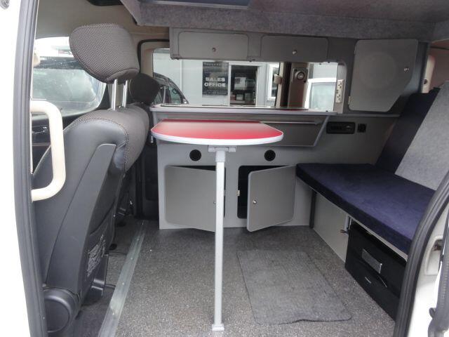 Used Nissan Elgrand 2006 for sale - 76094507: Photo 2