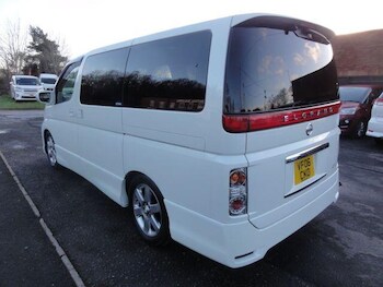 Used Nissan Elgrand 2006 for sale - 77215139: Photo