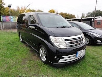 Nissan - Elgrand