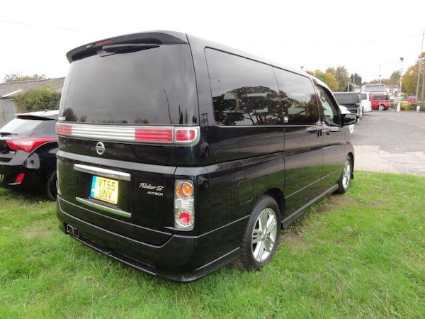 Used Nissan Elgrand 2004 for sale - 76246861: Photo 6
