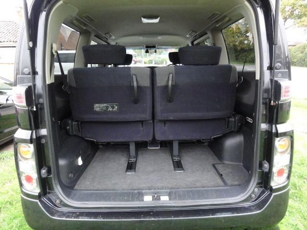 Used Nissan Elgrand 2004 for sale - 76246861: Photo 7