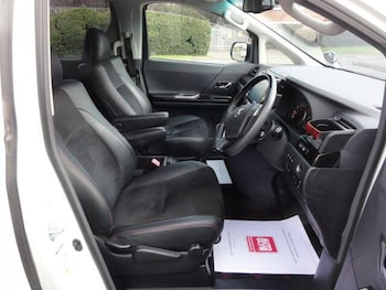 Used Toyota Vellfire 2014 for sale - 78923931: Photo