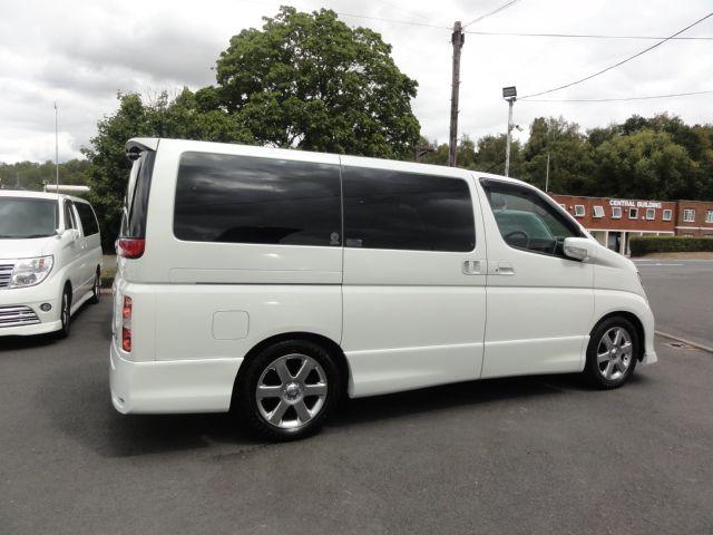 Used Nissan Elgrand 2025 for sale - 77230439: Photo 6